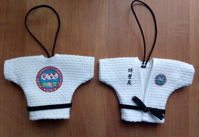 Сувенир Кимоно тхэквондо GTF сувенирное Арт.Тк-03 купить