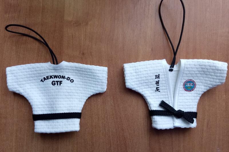 Сувенир Кимоно тхэквондо GTF сувенирное Арт.Тк-07 купить