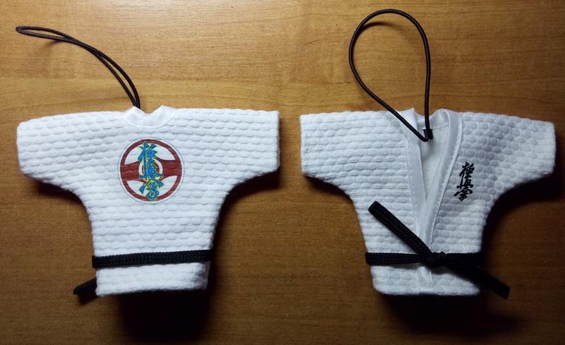 Сувенир Кимоно каратэ киокушинкай Арт.КК-06 купить