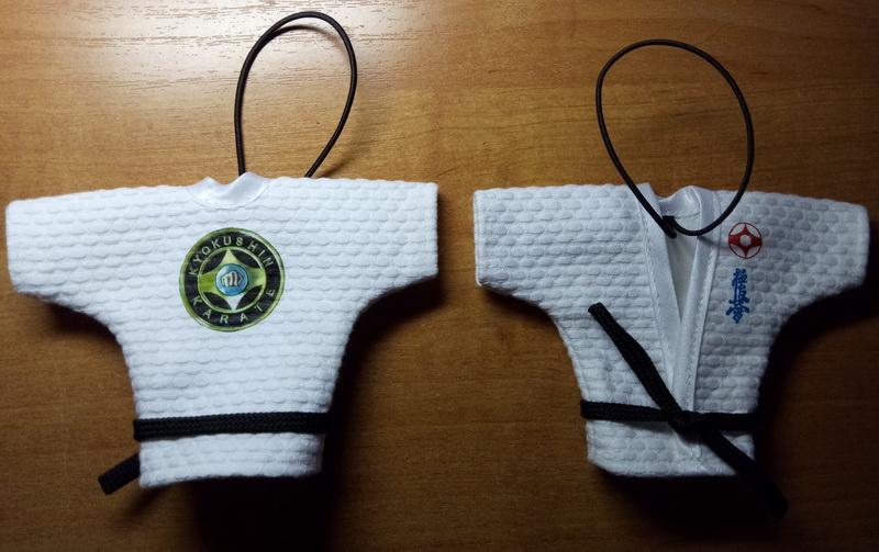 Сувенир Кимоно каратэ киокушинкай Арт.КК-08 купить