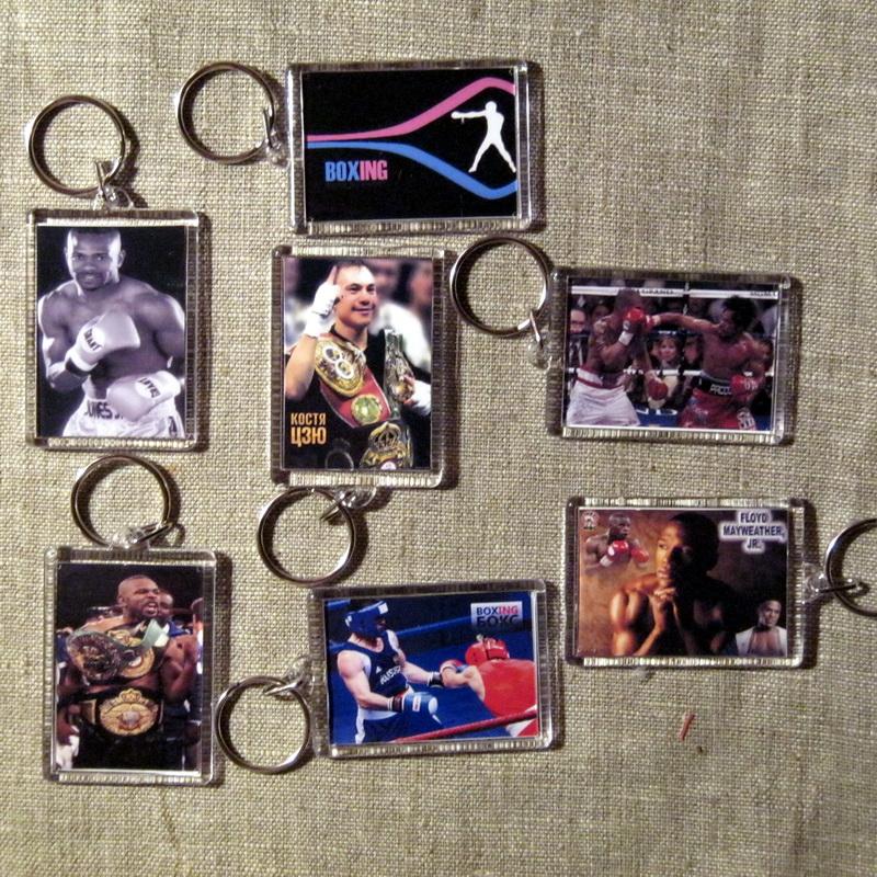 Сувенир Брелки бокс разные купить
